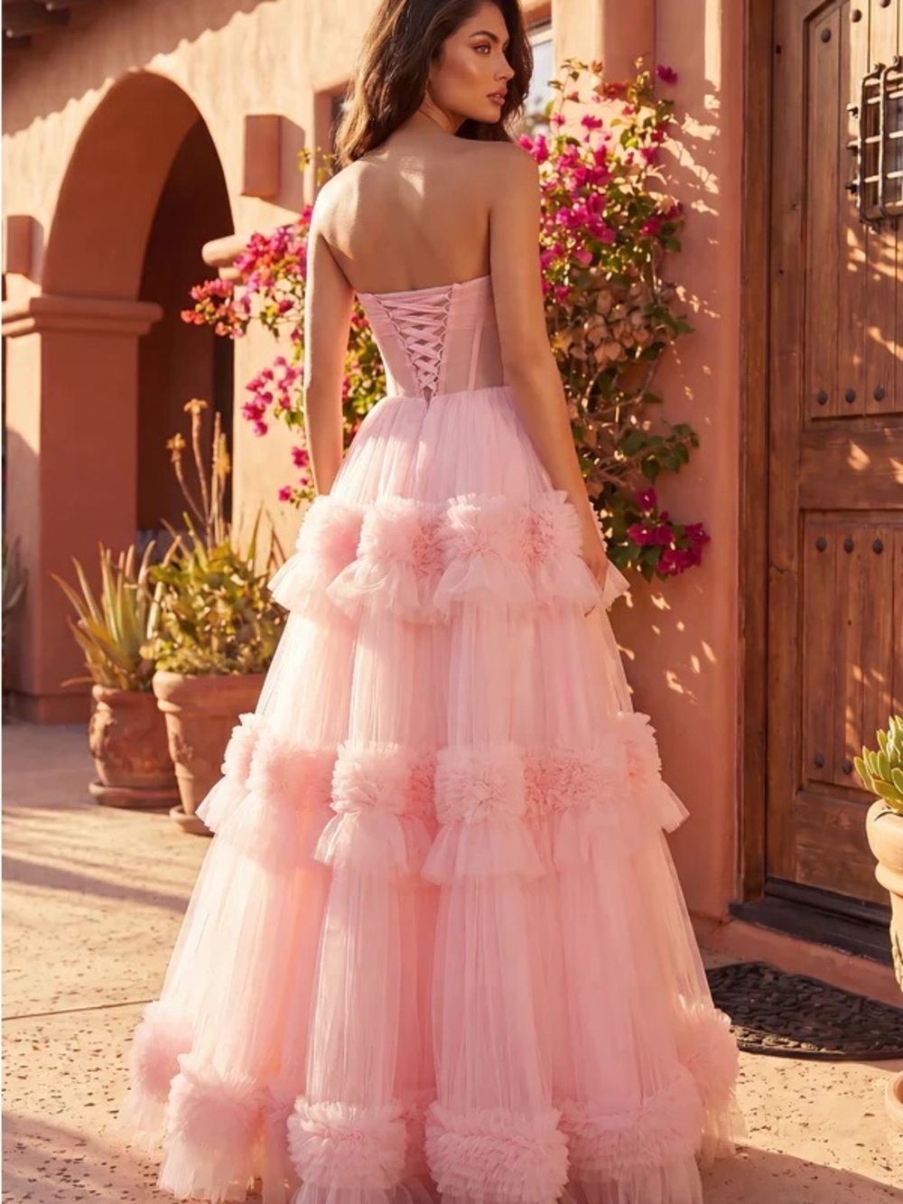 KOS COUTURE - Picture 2 of 3